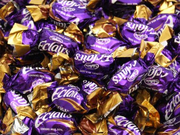 Cadbury\'s Chocolate Eclairs